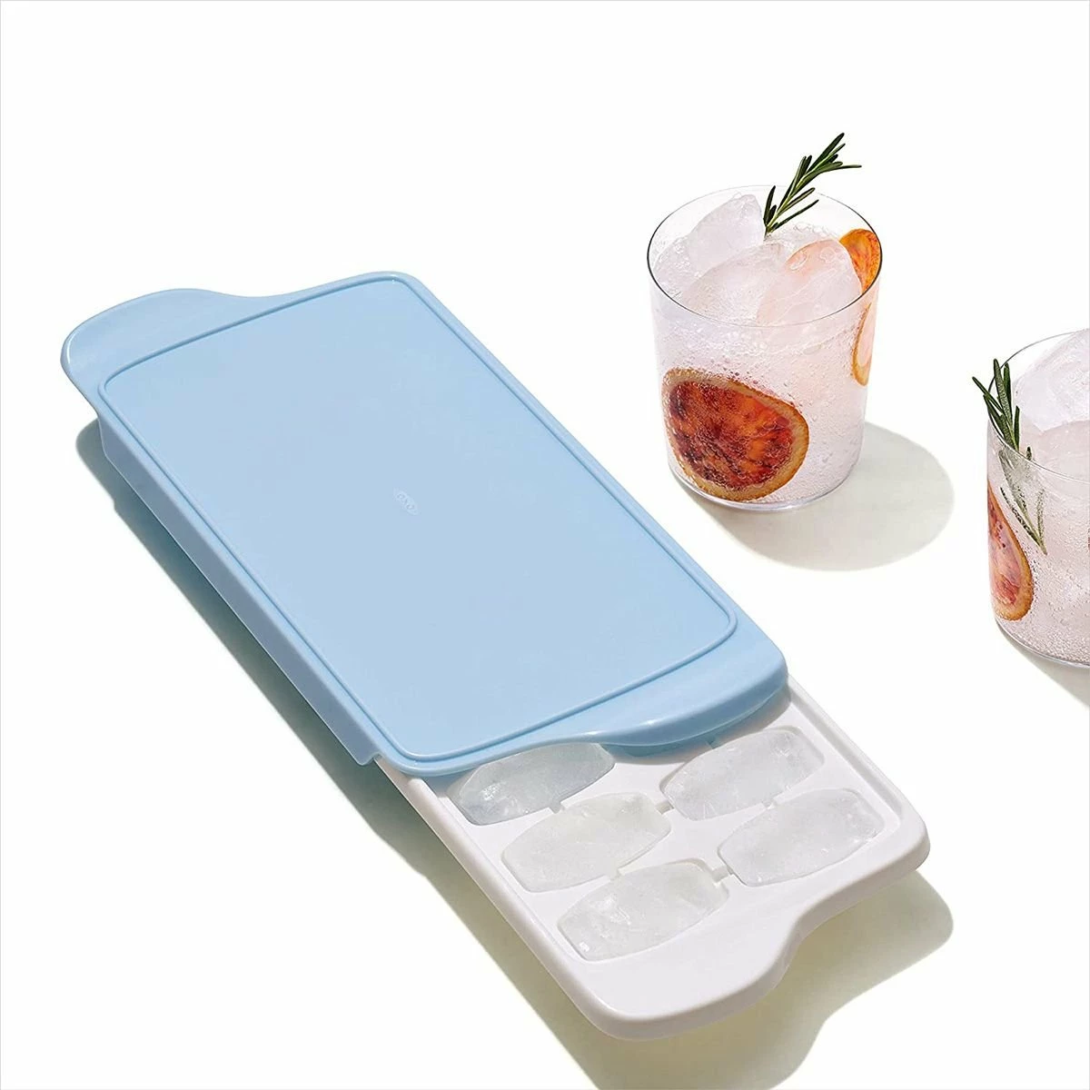 OXO Good Grips Covered Ice Cube Tray 7 OXO Good Grips Covered Ice Cube Tray - Image 5