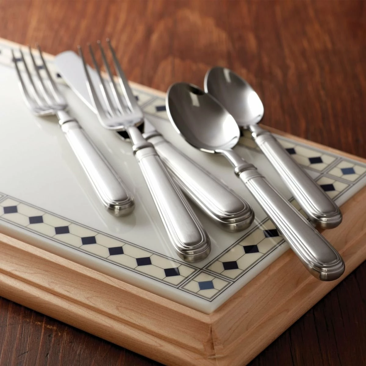 Reed & Barton 5-Piece Place Setting | Danois 4 Reed & Barton 5-Piece Place Setting | Danois - Image 2