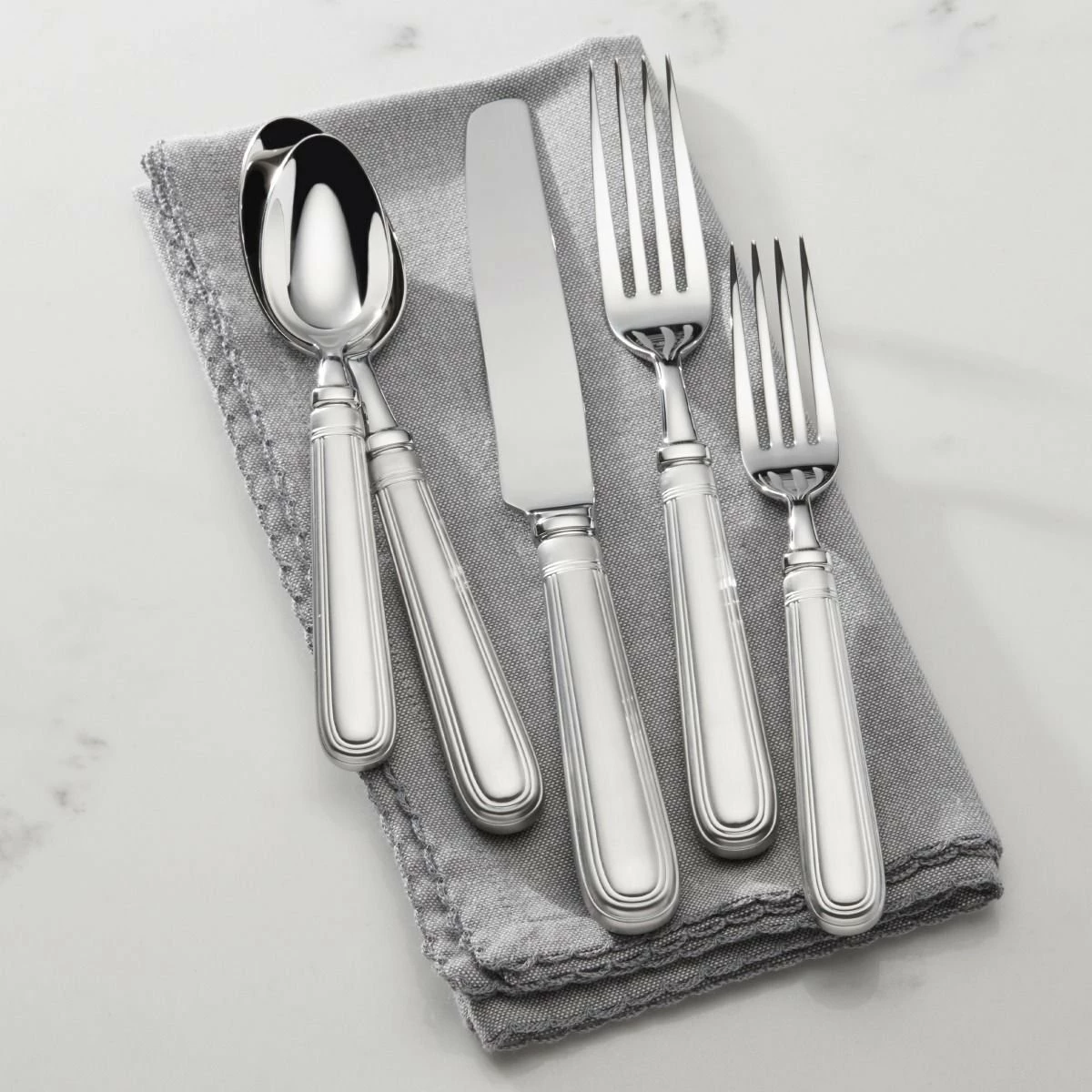 Reed & Barton 5-Piece Place Setting | Danois 5 Reed & Barton 5-Piece Place Setting | Danois - Image 3