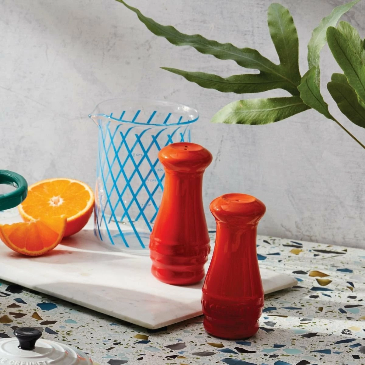 Le Creuset 2-Piece Salt & Pepper Shakers | Flame Orange 4 Le Creuset 2-Piece Salt & Pepper Shakers | Flame Orange - Image 2
