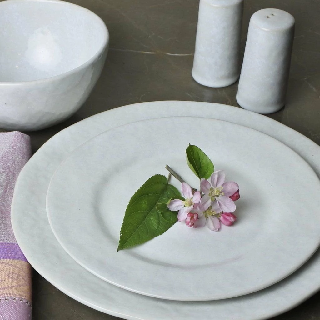 Carmel Ceramica Cozina Salt & Pepper Set | White 5 Carmel Ceramica Cozina Salt & Pepper Set | White - Image 3