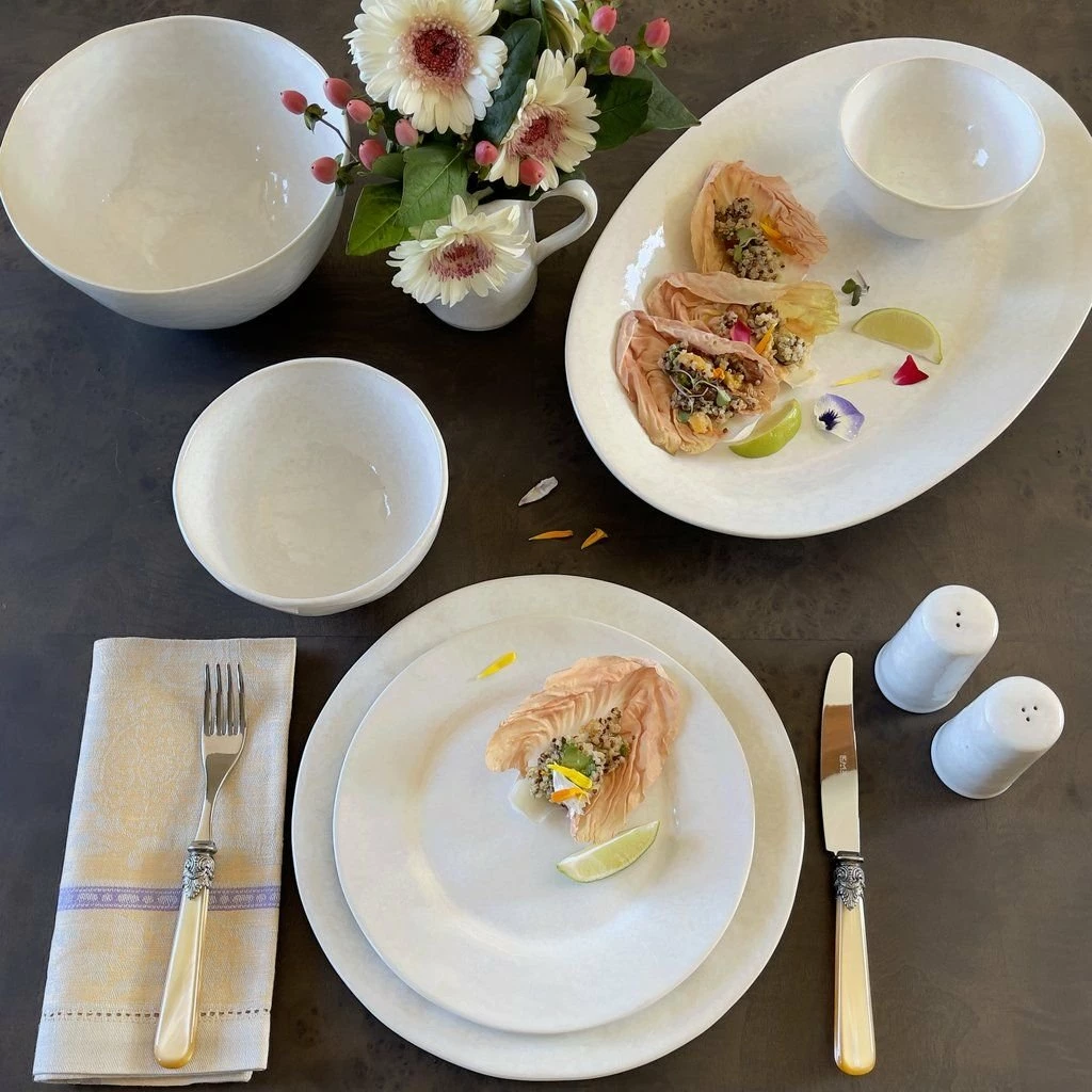 Carmel Ceramica Cozina Salt & Pepper Set | White 6 Carmel Ceramica Cozina Salt & Pepper Set | White - Image 4