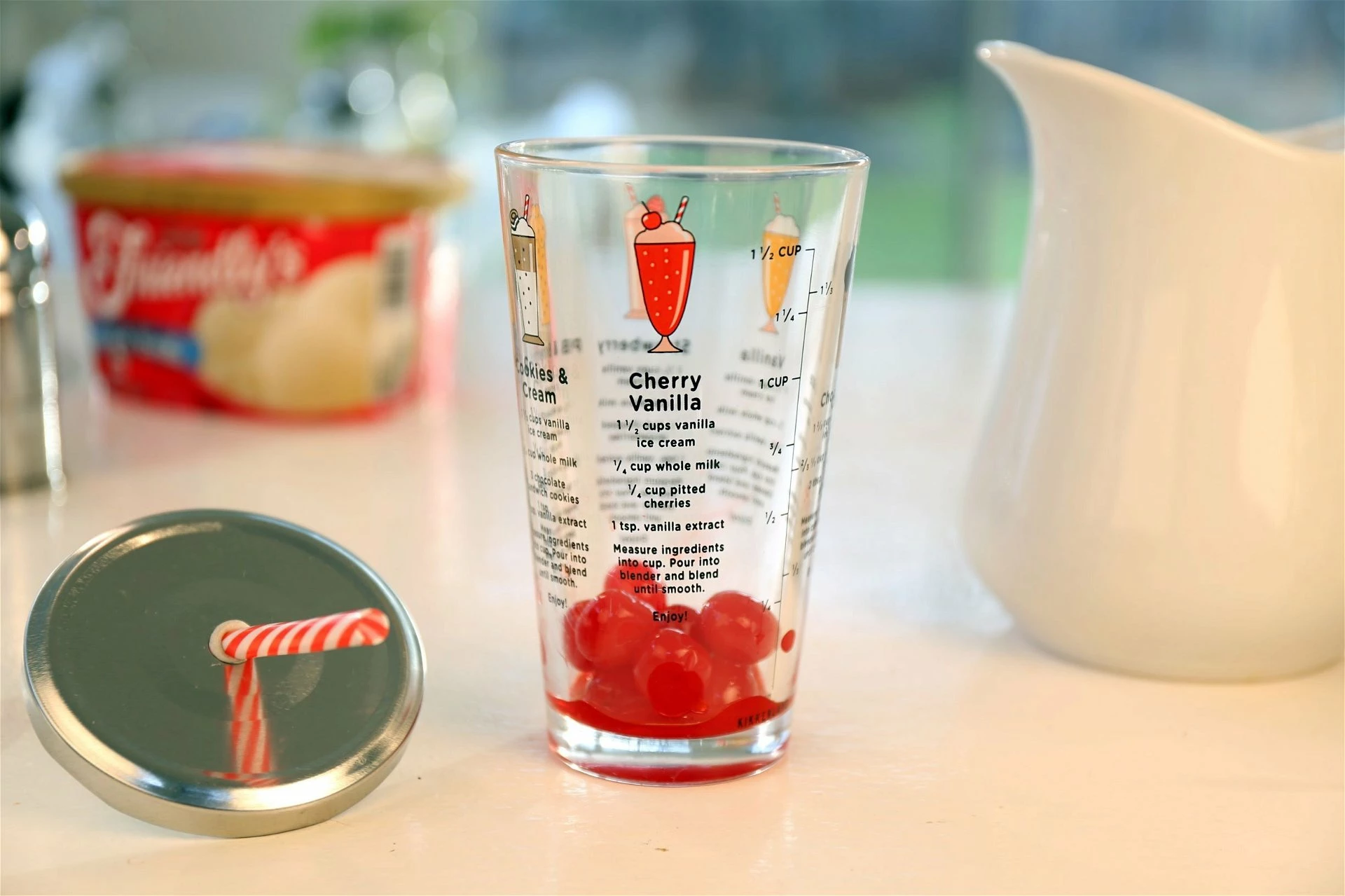 Kikkerland Recipe Glass | Milkshake 6 Kikkerland Recipe Glass | Milkshake - Image 4