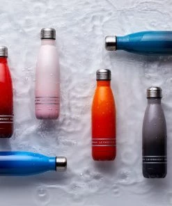 Le Creuset Stainless Steel Hydration Bottle | Oyster -Glassware & Drinkware Shop rs16064 lc 20201104 uk ls yc ss21hydration1 022 hpr