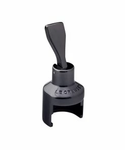 Le Creuset Champagne Crown Sealer